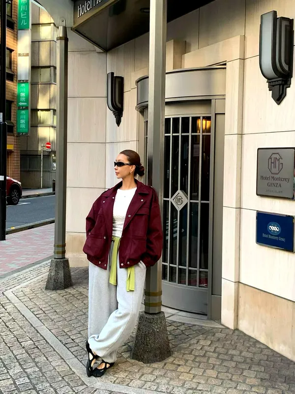 Stylish Women's Jacket - A Perfect Blend of Elegance and Casual
