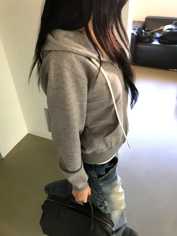 Fashionable Casual Gray Hoodie, Comfortable and Versatile