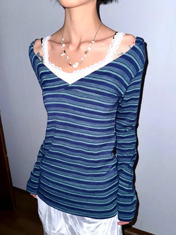 Striped Women's T-Shirt - Comfortable and Casual Style