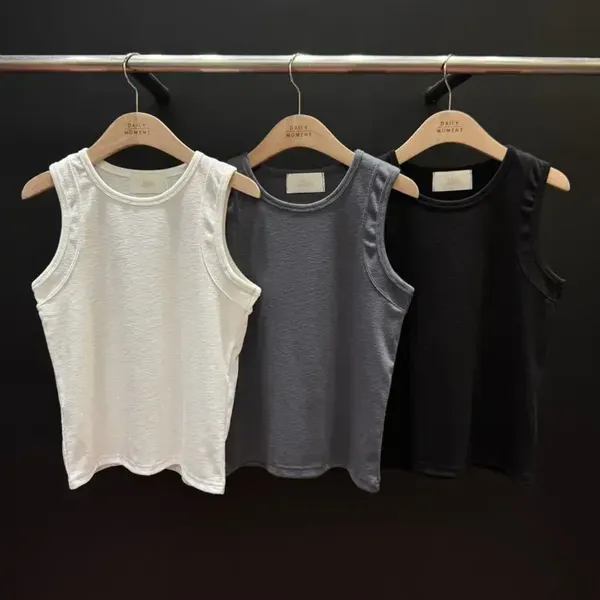 Minimalist Sleeveless T-Shirt, Perfect for Summer Outfits