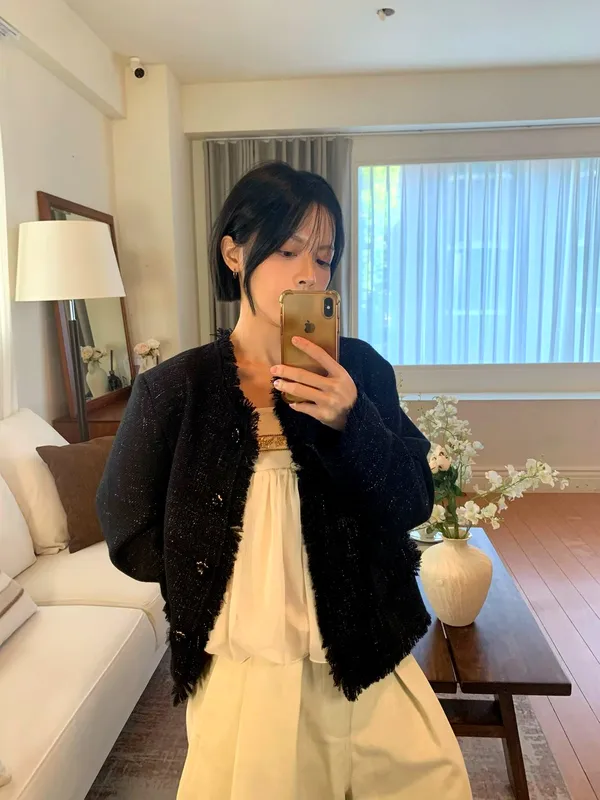Fashionable and Elegant Women's Jacket for Spring and Autumn