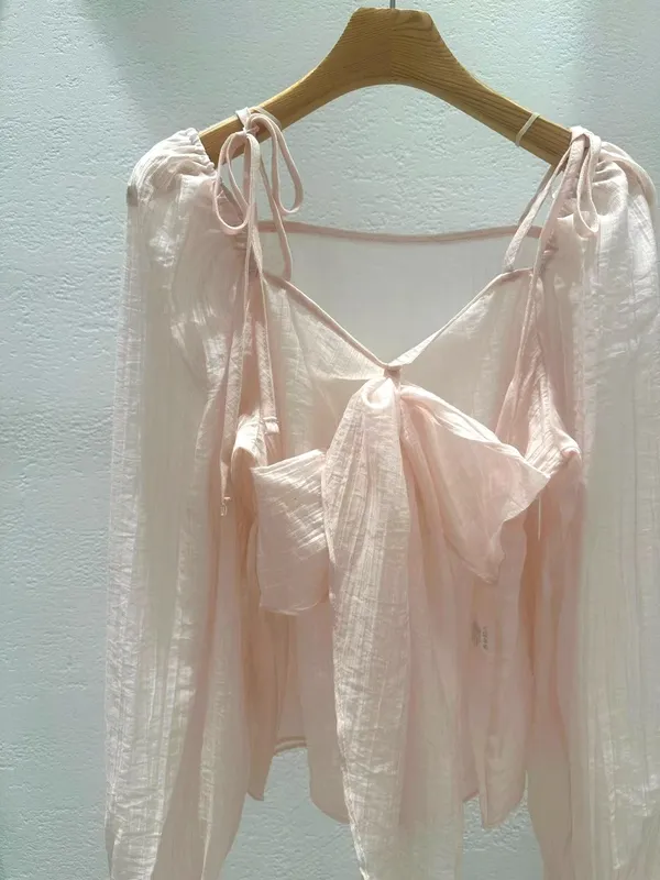 Lightweight and Breathable Pink Women's Top, Elegant and Comfortable