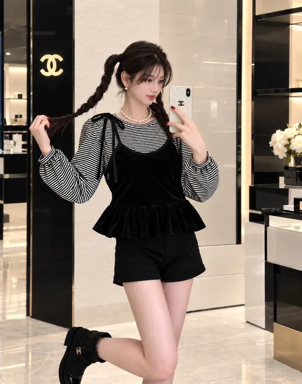 Fashionable Velvet Camisole, Elegant Atmosphere