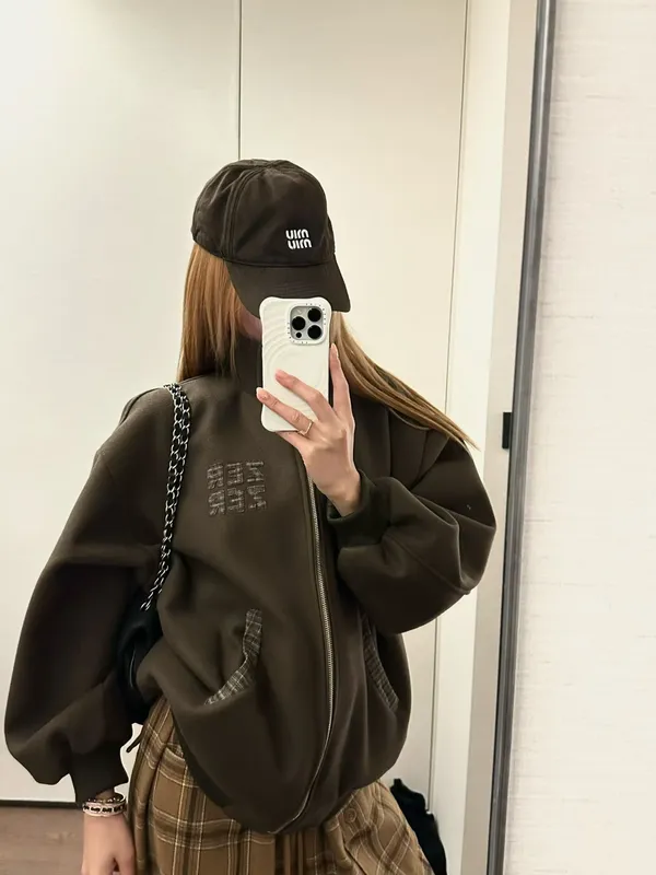 Stylish Casual Women's Jacket - Comfortable and Versatile