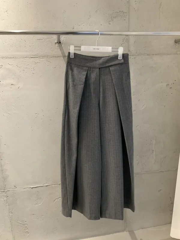 Elegant High-Waisted Wide-Leg Pants for Effortless Style