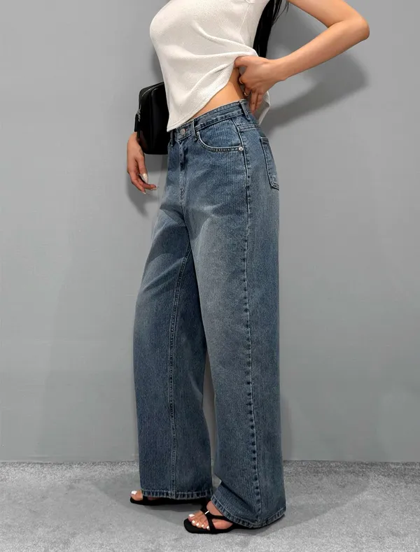 Seluar Jeans Longgar Bergaya untuk Penampilan Santai yang Selesa 897