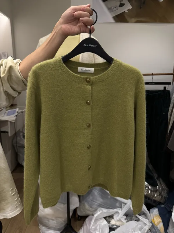 Fresh Green Knitted Cardigan - Comfortable and Versatile