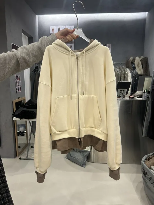 Trendy Loose-Fit Hoodie, Comfortable and Versatile
