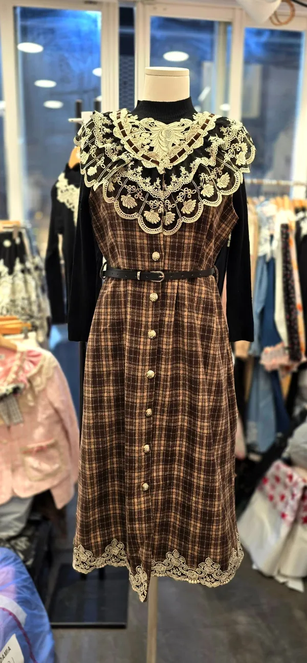 Vintage Lace-Trimmed Plaid Dress - Elegant and Fashionable