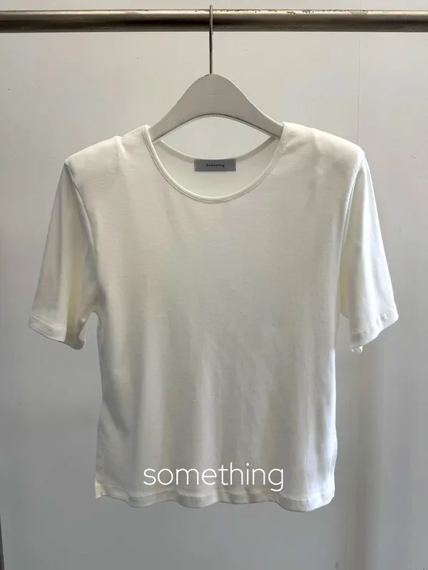 Minimalist Comfortable Women's T-Shirt, Versatile and Stylish