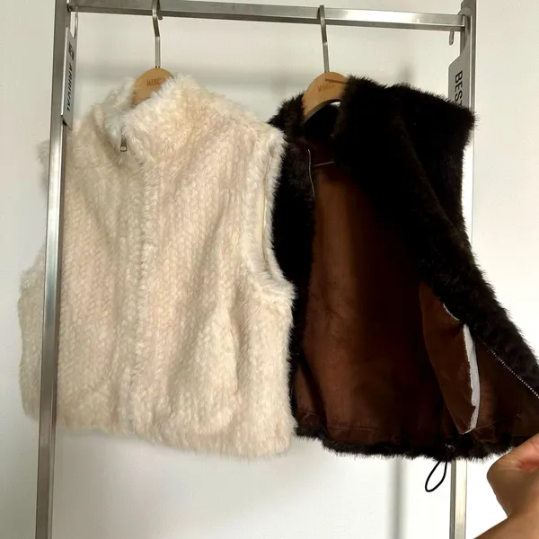 Fashionable Plush Women's Top - Warm, Comfortable, and Versatile Design