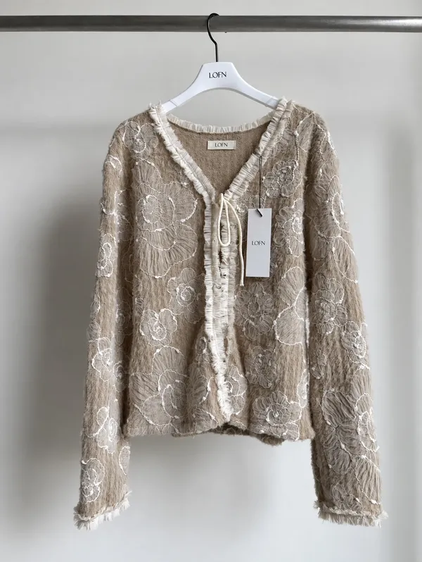 Elegant Floral Embroidered Cardigan Jacket
