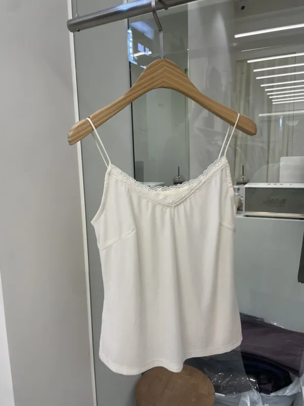 Elegant Lace Trim Cami Top - Fresh and Versatile