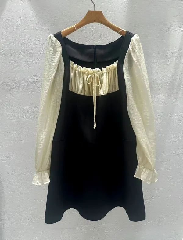 Stylish and Elegant Women's Dress, Perfect for Any Occasion
