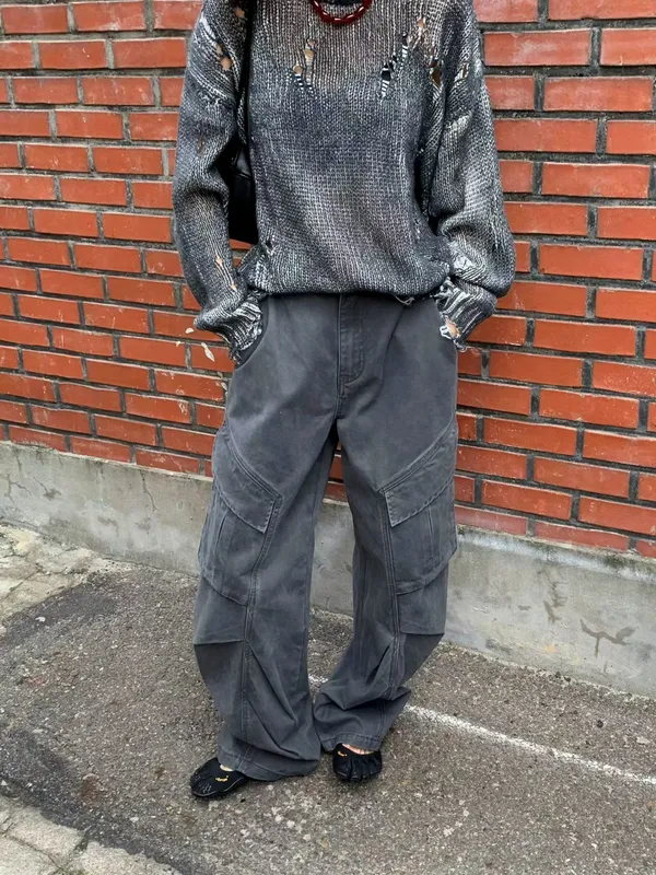 Fashionable Loose-Fit Pants - Comfortable and Versatile for Everyday Wear