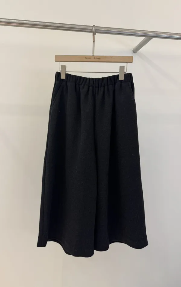Stylish Black High-Waisted Casual Skirt for Women