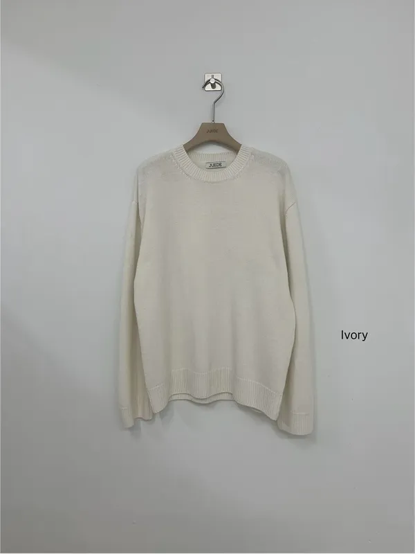 Elegant Beige Knitted Sweater - Simple & Comfortable