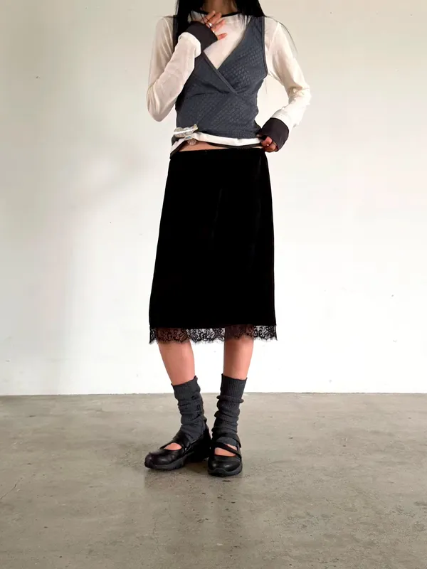Elegant Lace Trim Dress for Women, Showcasing Unique Charm