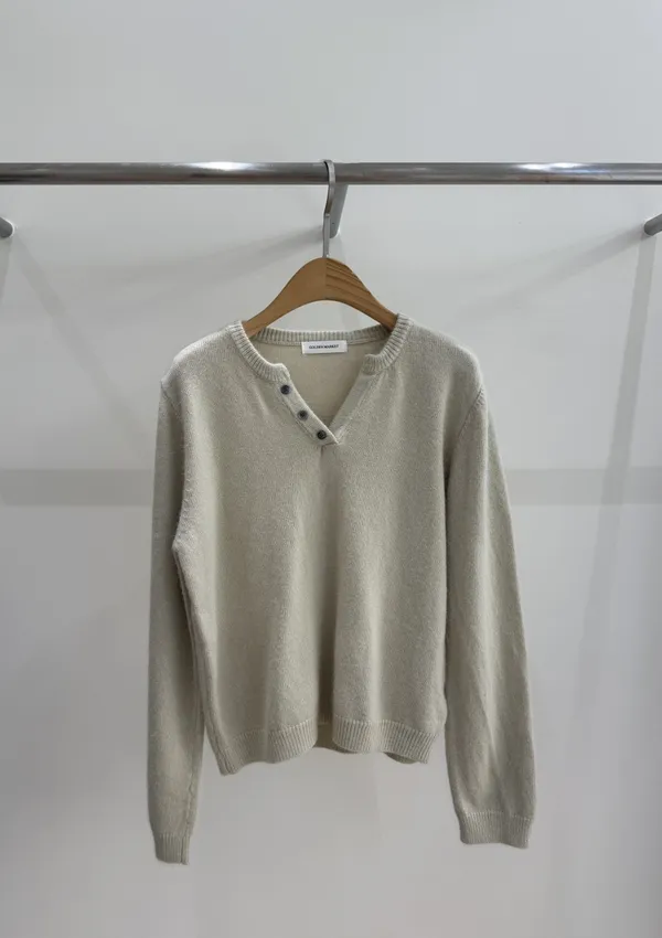 Cozy and Warm Knitted Cardigan, Simple and Versatile
