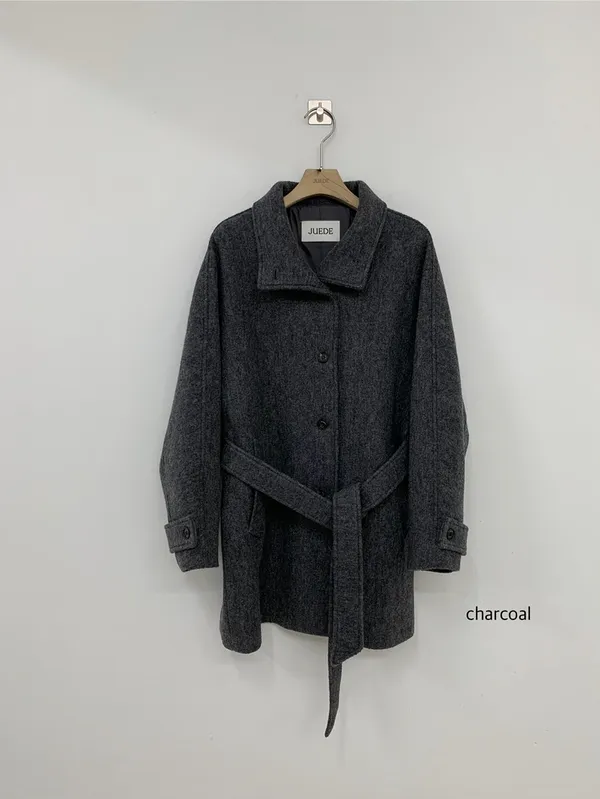 Elegant temperament wool coat, fashionable and warm.