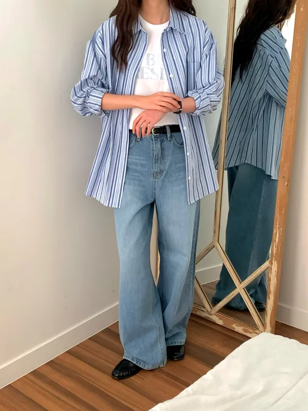 Fashionable Striped Shirt for Women, Lightweight and Breathable, Perfect with Jeans