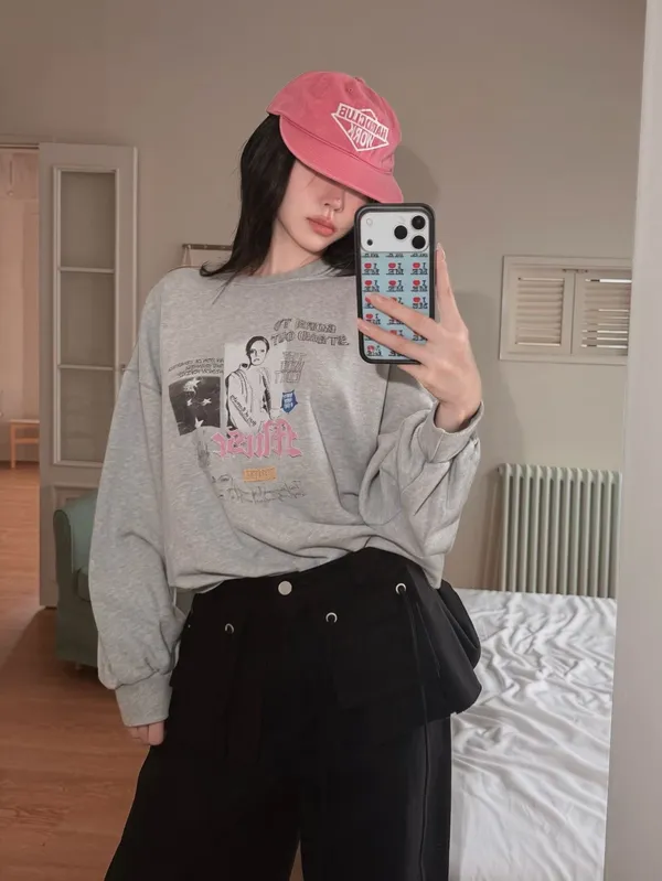 Fashionable Casual Hoodie - Comfortable and Versatile for Spring and Autumn