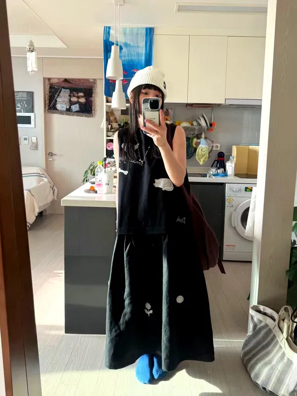 Fashionable Black Dress, Comfortable Casual Style