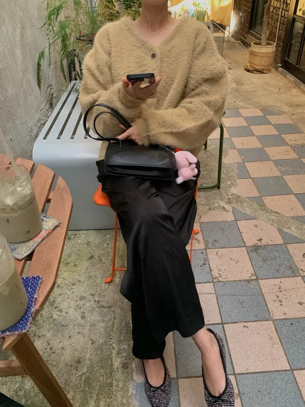 溫暖舒適的毛絨開衫，時尚百搭