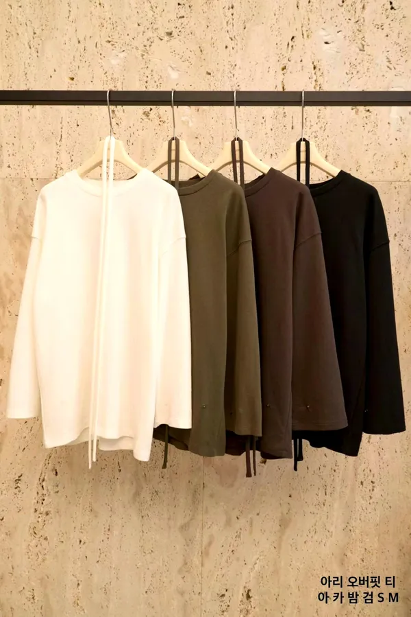 Stylish and Comfortable Women's T-Shirt - Perfect for Any Occasion