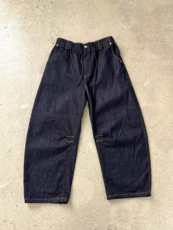 Stylish Casual Men's Loose Denim Jeans - Comfortable and Versatile