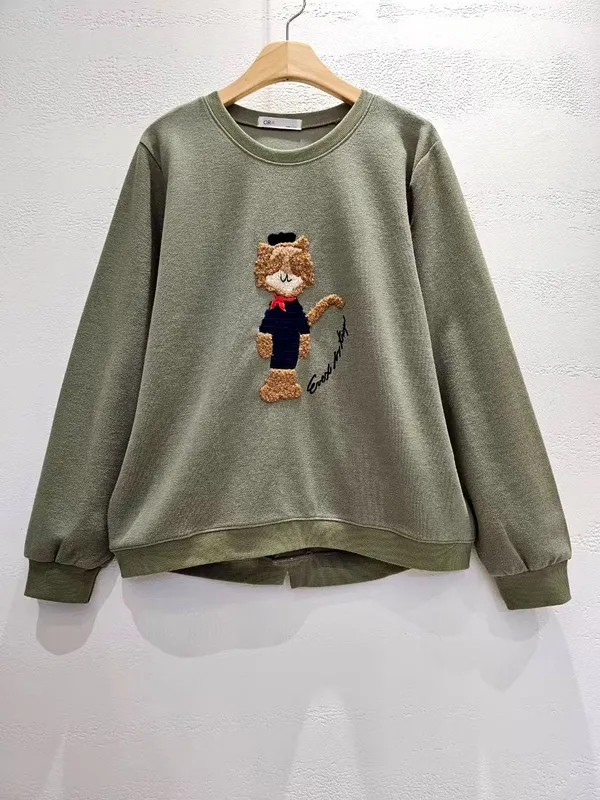 เสื้อสเวตเตอร์ปักแมวน่ารัก - สไตล์สบายๆ