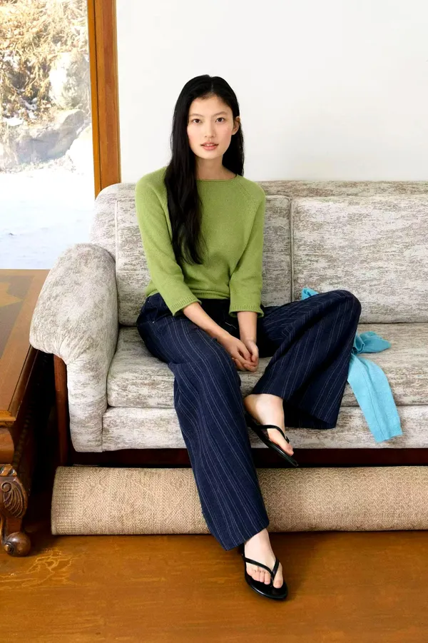 Fresh Green Women's Top - Comfortable and Versatile