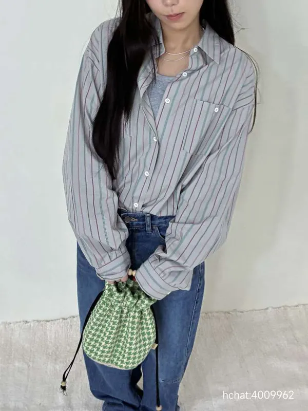 Stylish Striped Shirt for Casual Spring and Autumn Wear