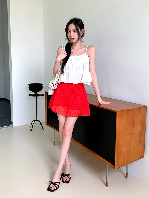 清新甜美波點短裙，夏日必備