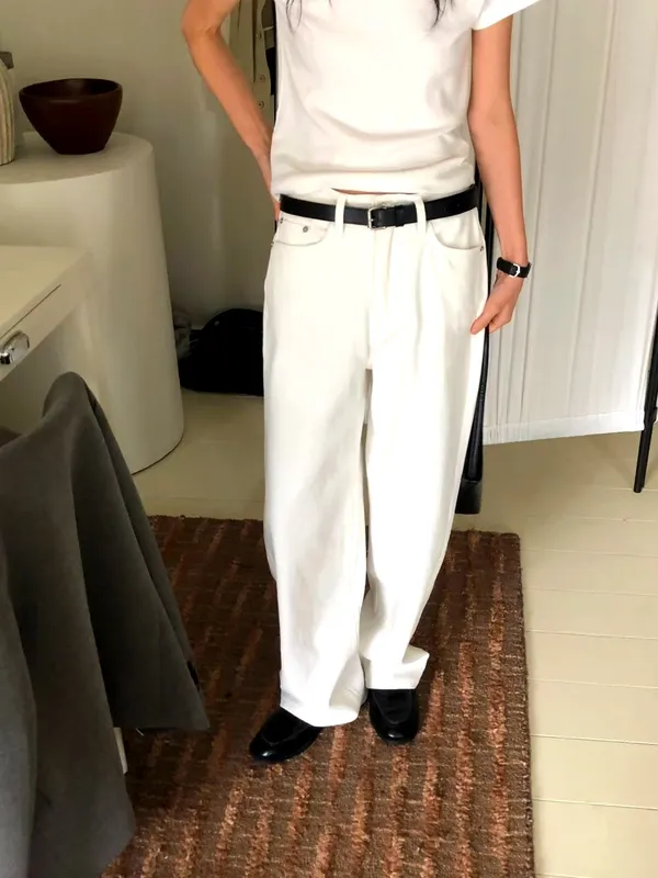 Stylish Versatile White Women's Pants for a Comfortable Casual Look