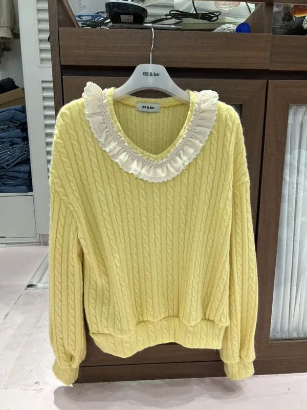 Sweet Lady Style Knitted Sweater, Soft Yellow, Lace Collar Design