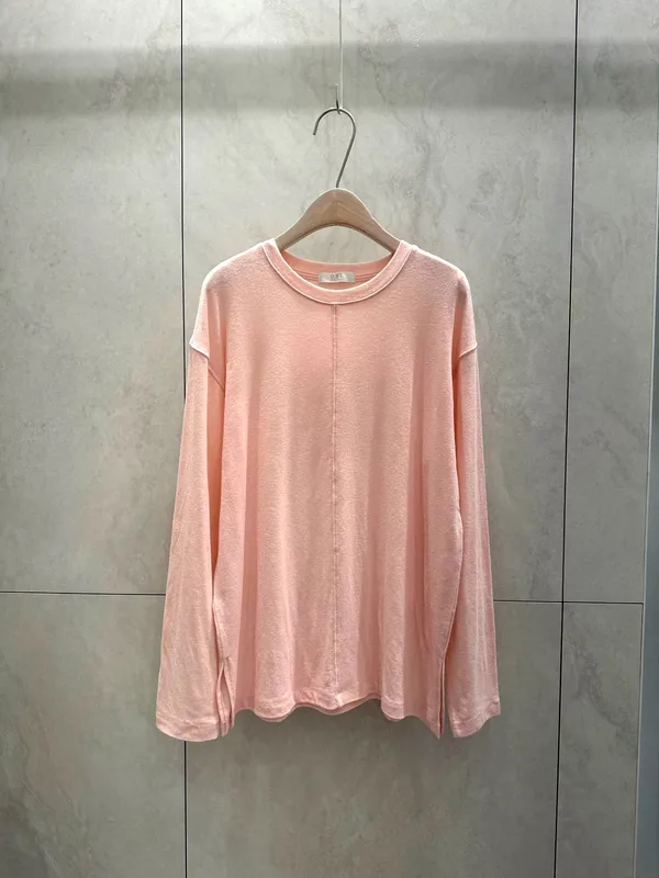 Soft and Comfortable Pink Women's Top - Perfect for Casual Outfits