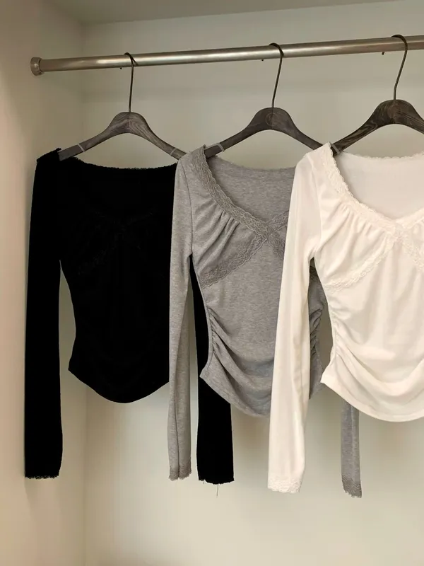 Fashionable Slim Fit Women's Top, Elegant and Versatile