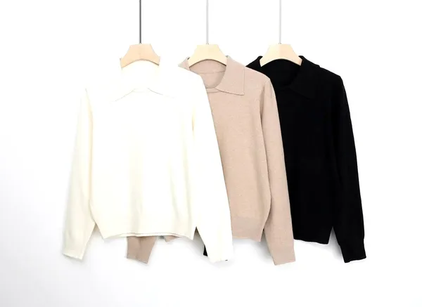 Elegant and Versatile Women's Sweater, Comfortable and Stylish