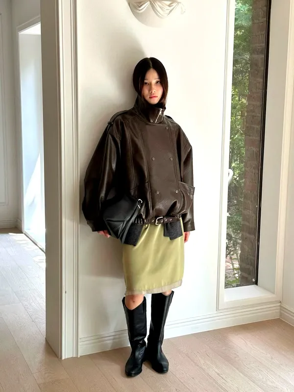 Stylish Women's Jacket: The Perfect Blend of Elegance and Personality