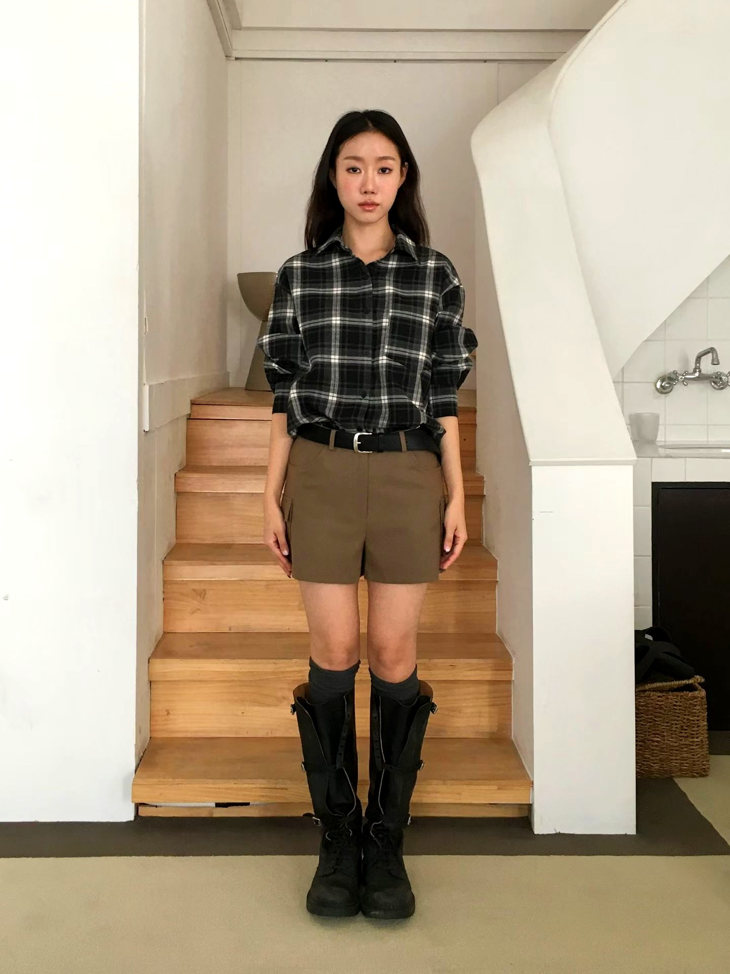 스타일리시한 체크 셔츠 - 캐주얼 룩과 손쉽게 매치