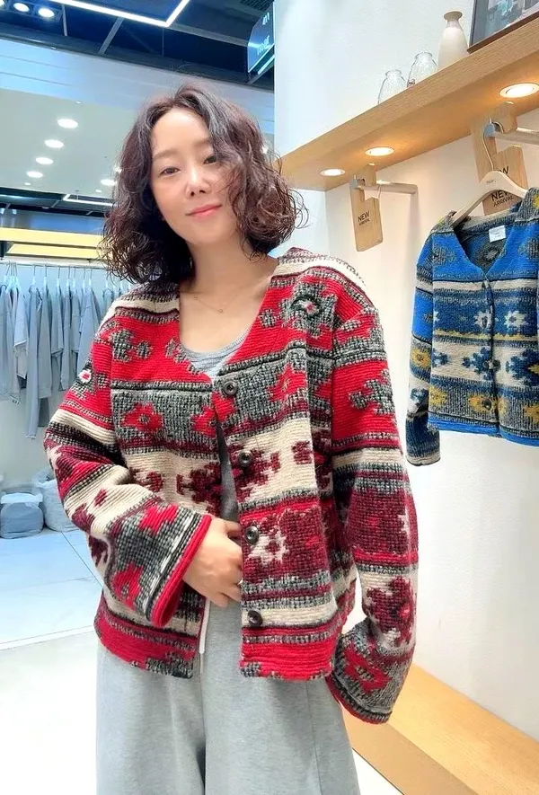 時尚民族風開衫女裝，舒適保暖，秋冬必備