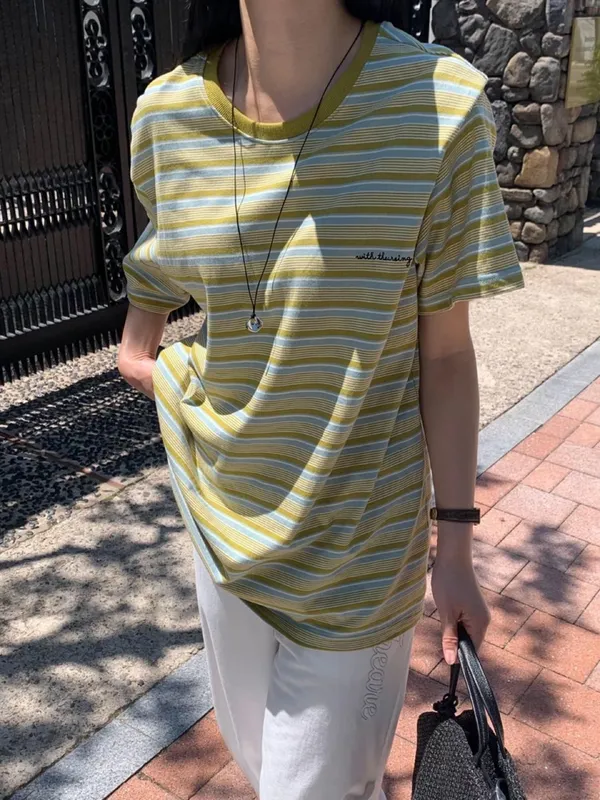 Stylish Striped Short Sleeve T-Shirt - Comfortable and Breathable, a Summer Essential