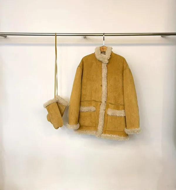 Fashion Women's Faux Fur Coat, Warm and Comfortable, Elegant Style