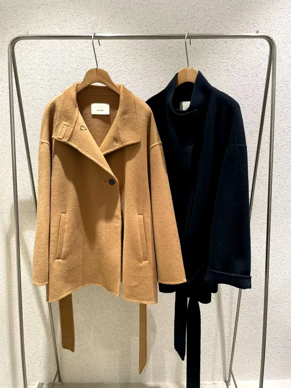 Stylish Women's Coat - Warm and Comfortable, A Must-Have for Fall and Winter