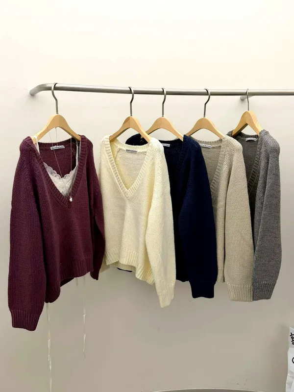Stylish Versatile Women's Sweater - Soft and Comfortable, Perfect for Fall and Winter
