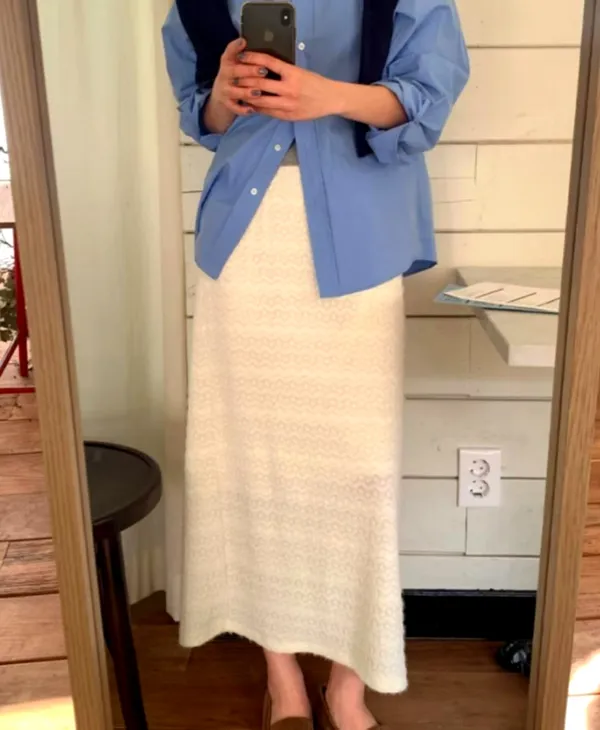 Elegant and Minimalist Long Dress for Women, Perfect for Spring and Summer