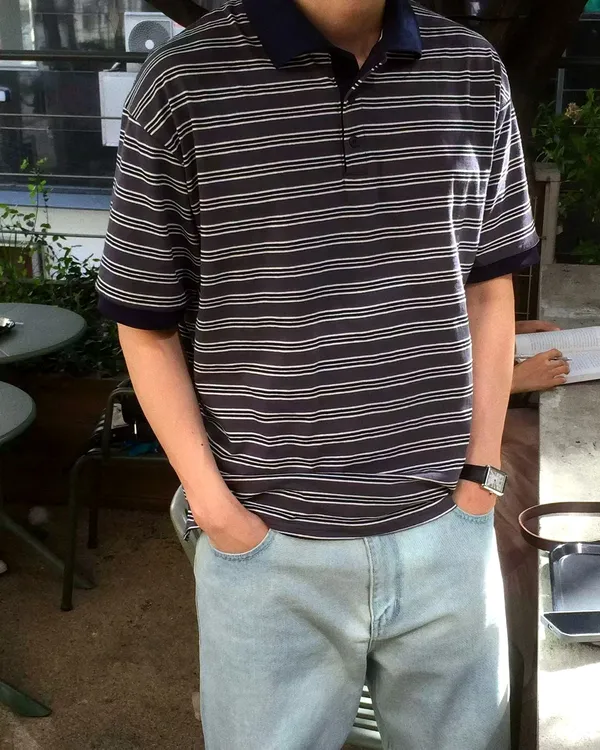 เสื้อโปโลแขนสั้นผู้ชายลายทางคลาสสิค สบายและระบายอากาศได้ดี