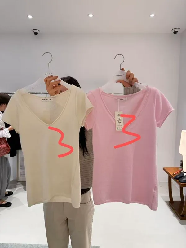 Comfortable Breathable V-Neck Short Sleeve T-Shirt - A Summer Essential