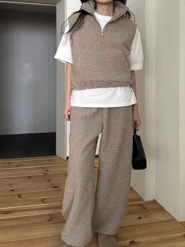 Fashionable Casual Plush Vest, Comfortable and Versatile